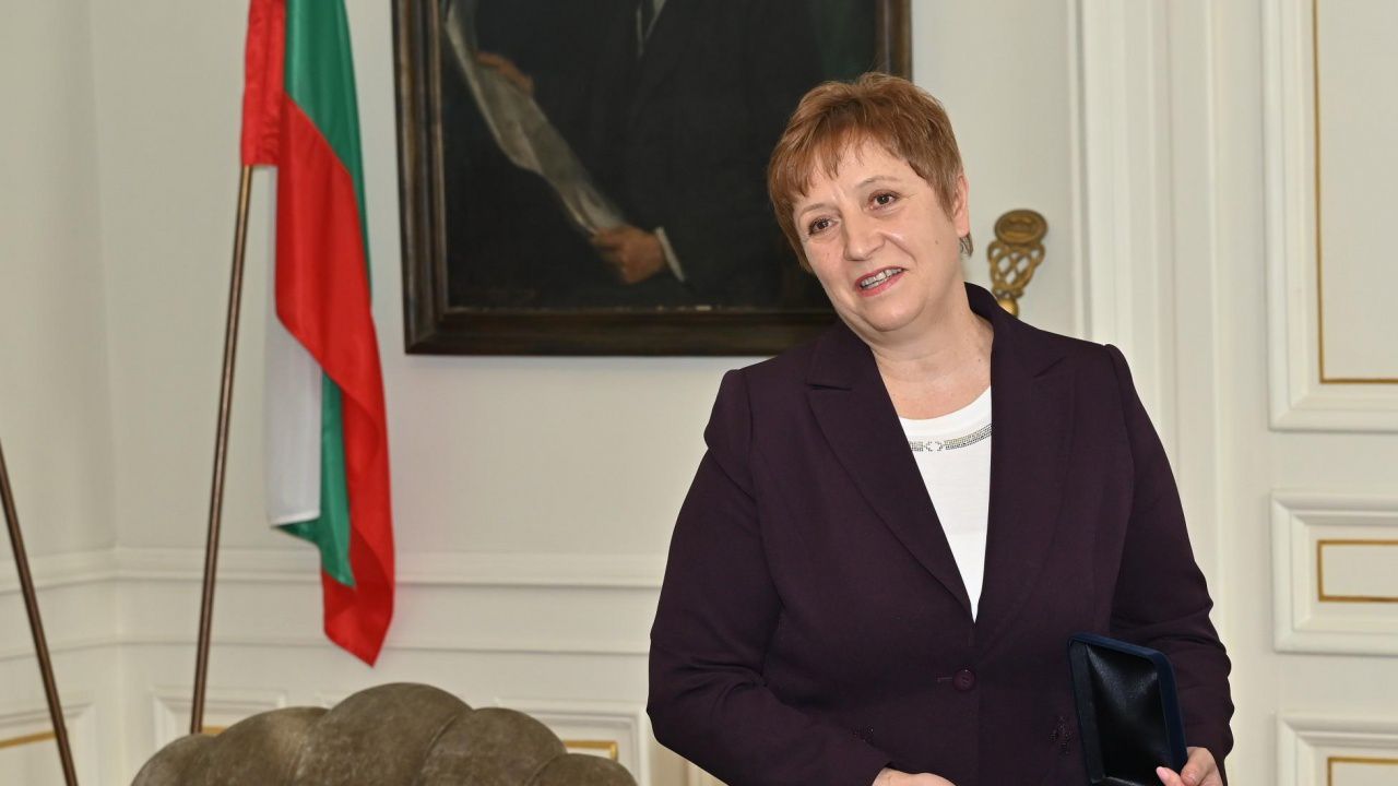 Чл.-кор. Евелина Славчева встъпи в длъжност като председател на БАН