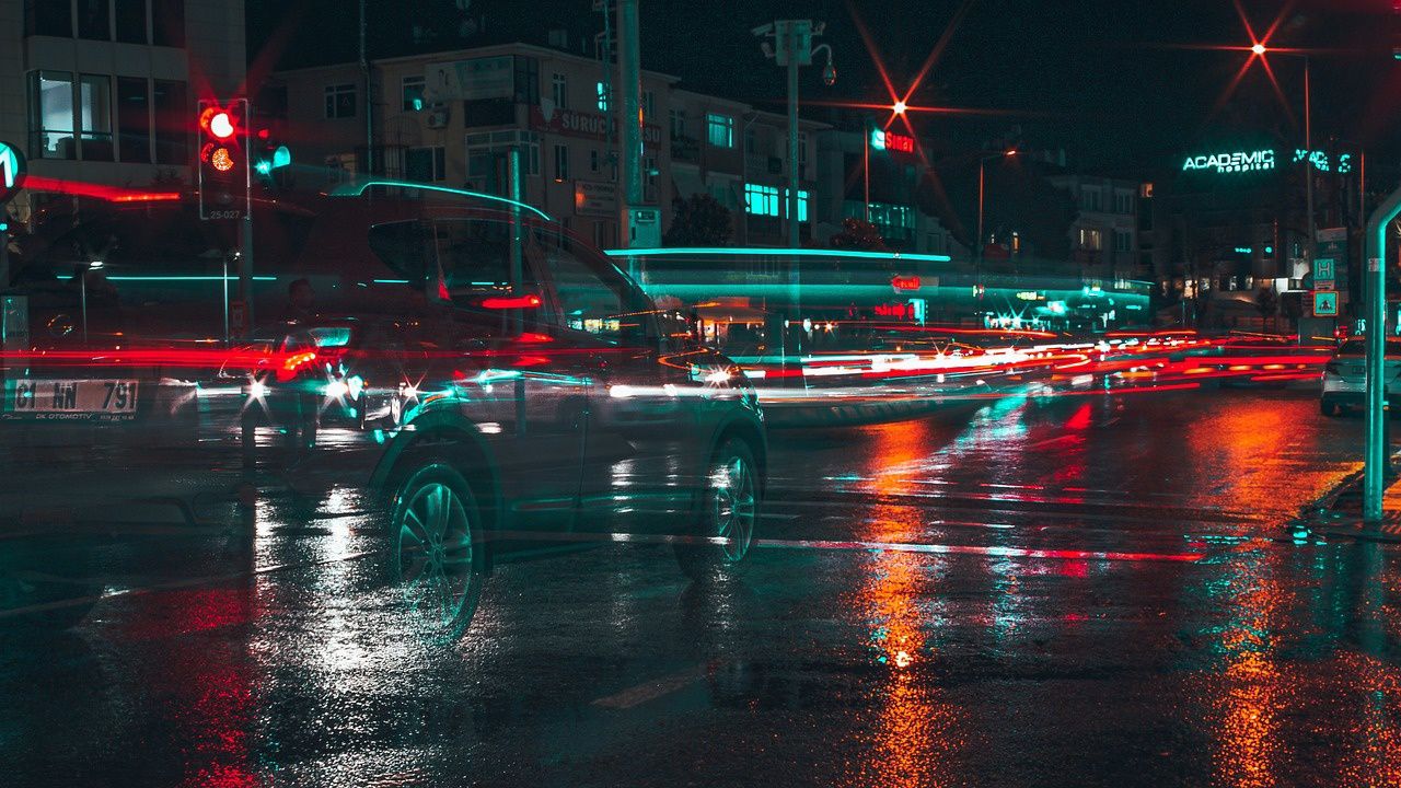 Погват нощните гонки
