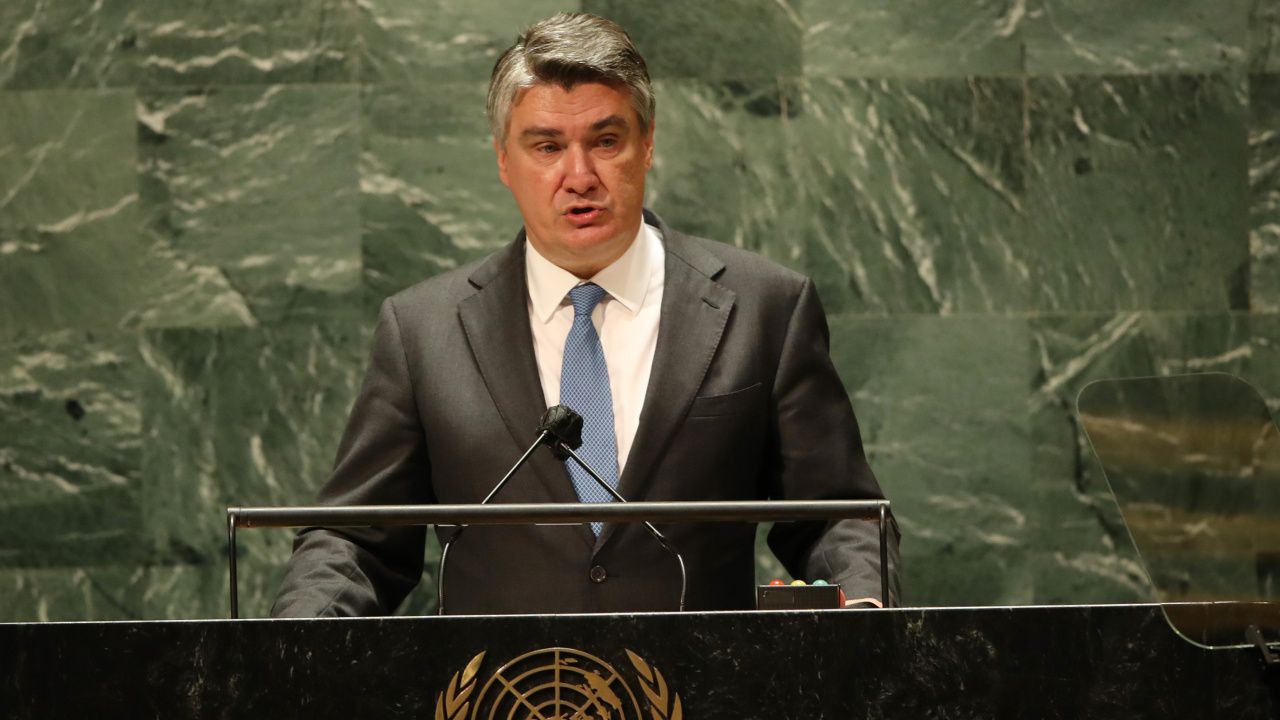 Хърватският президент: Сърбия се въоръжава за едноседмична фиктивна война