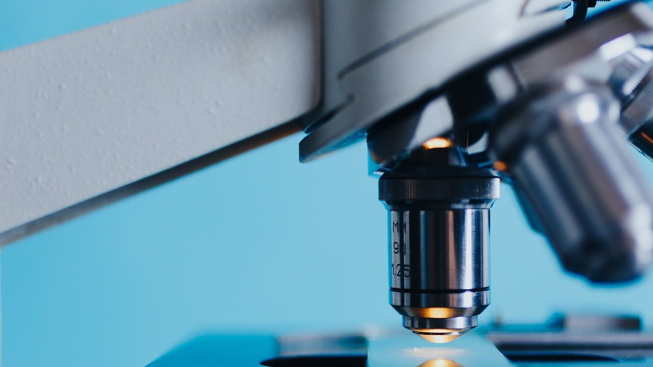 Ще ви изуми колко струва сглобяването на първия в света микроскоп, отпечатан на 3D принтер