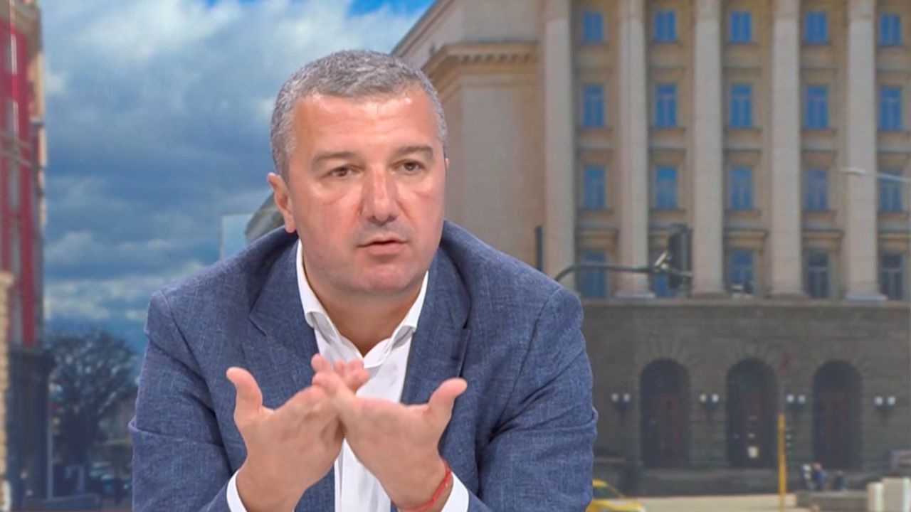 Драгомир Стойнев: Следващият редовен кабинет трябва да е експертен, без водещи политици в него