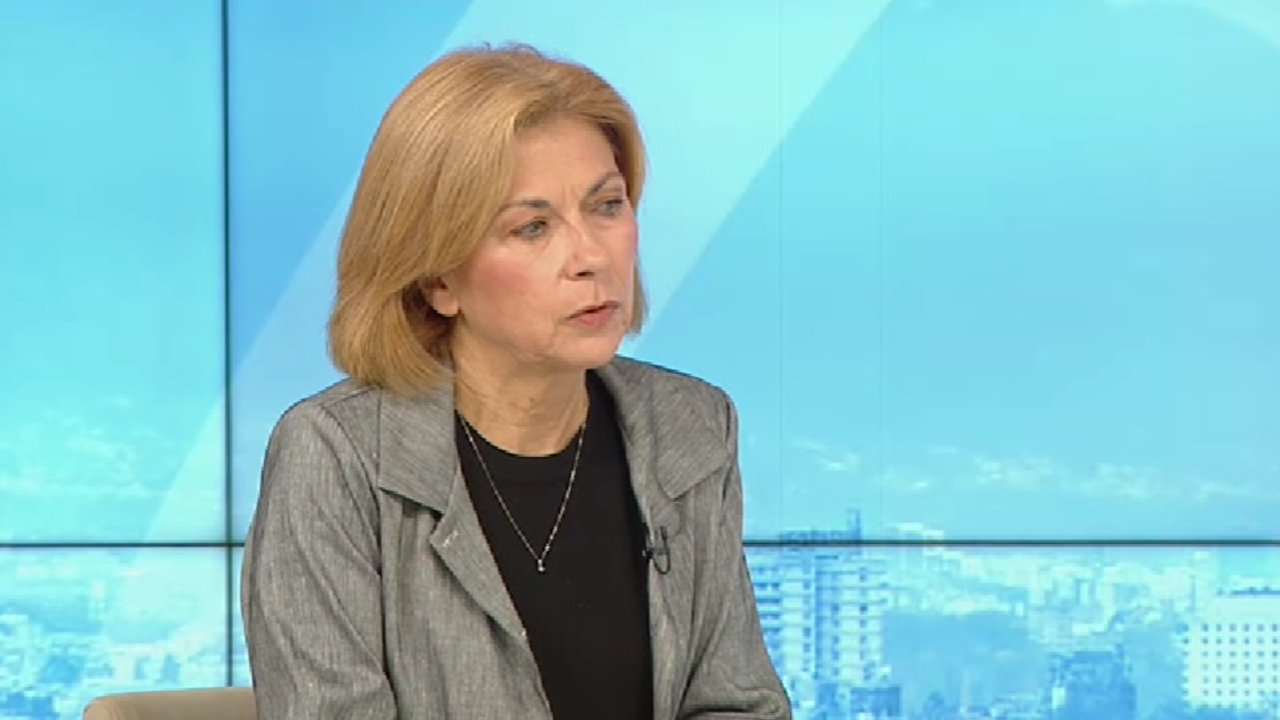 Боряна Димитрова за "черния списък": Едни и същи кухи теми, в които политиците се чувстват удобно