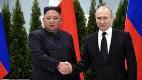 Китай заяви, че Путин и Ким Чен-ун ще присъстват на военния парад в Пекин