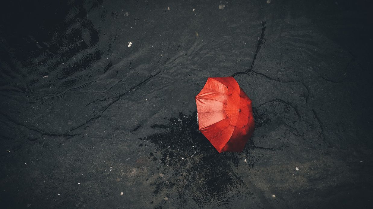 В югоизточните райони и на север от планините ще продължи