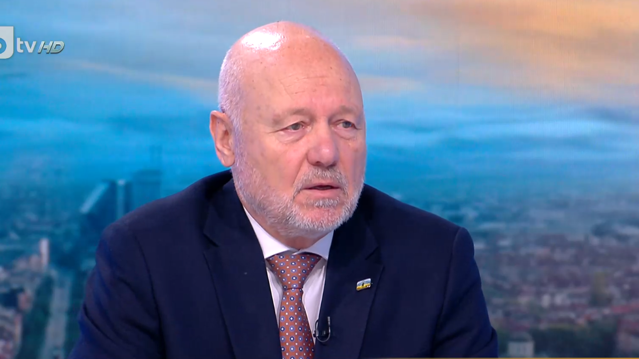 Тагарев за украинската атака: В учебниците и филмите за Бонд няма такива операции