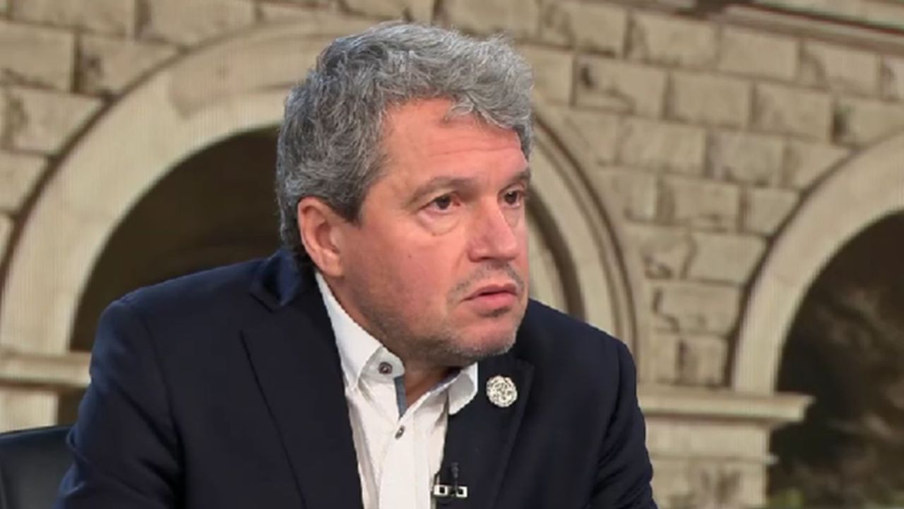 Ужасно много уважавам лекарите, няма реплика срещу тях. Има конкретен