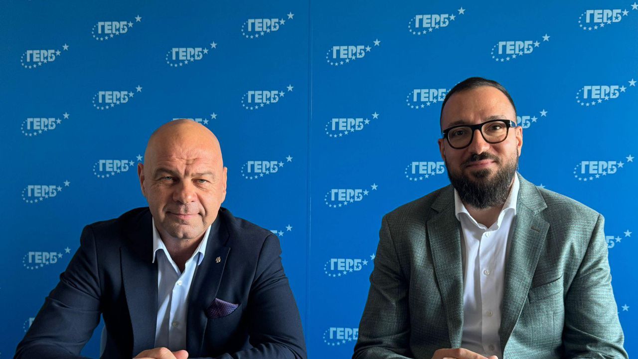 Владимир Темелков остава в екипа на кмета Костадин Димитров. Това