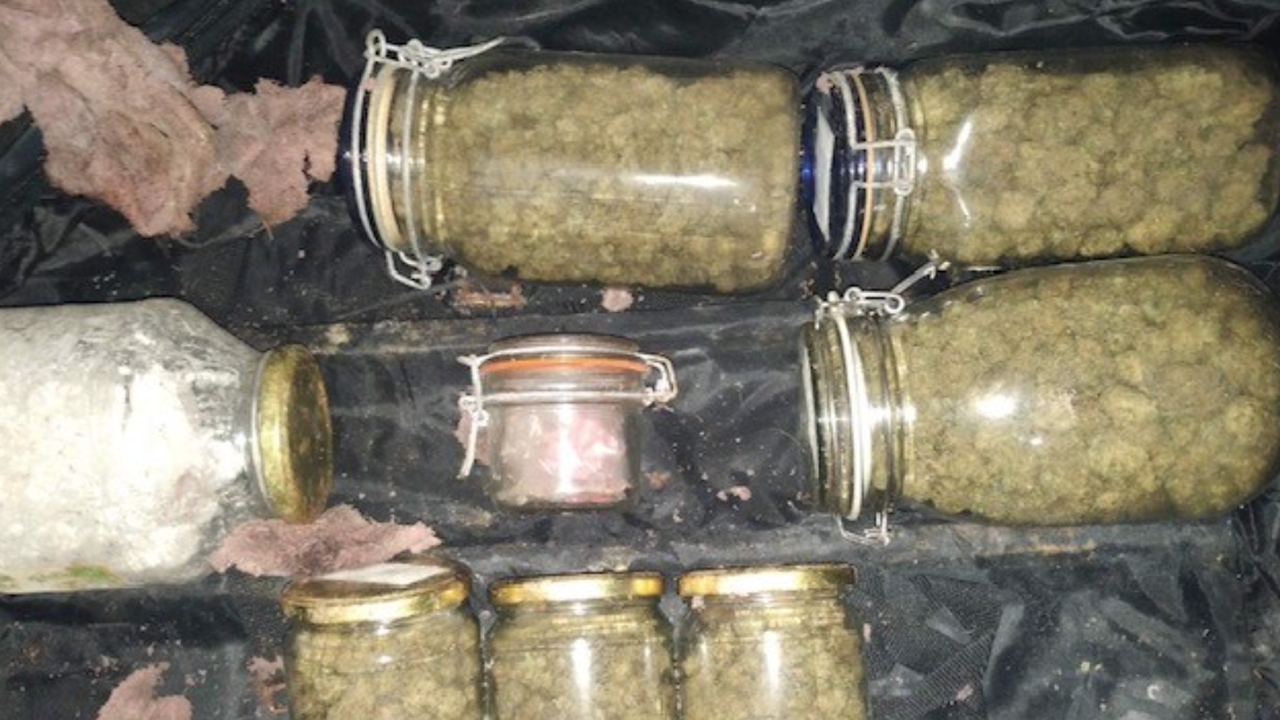 Хванаха дилър с над килограм наркотици в София