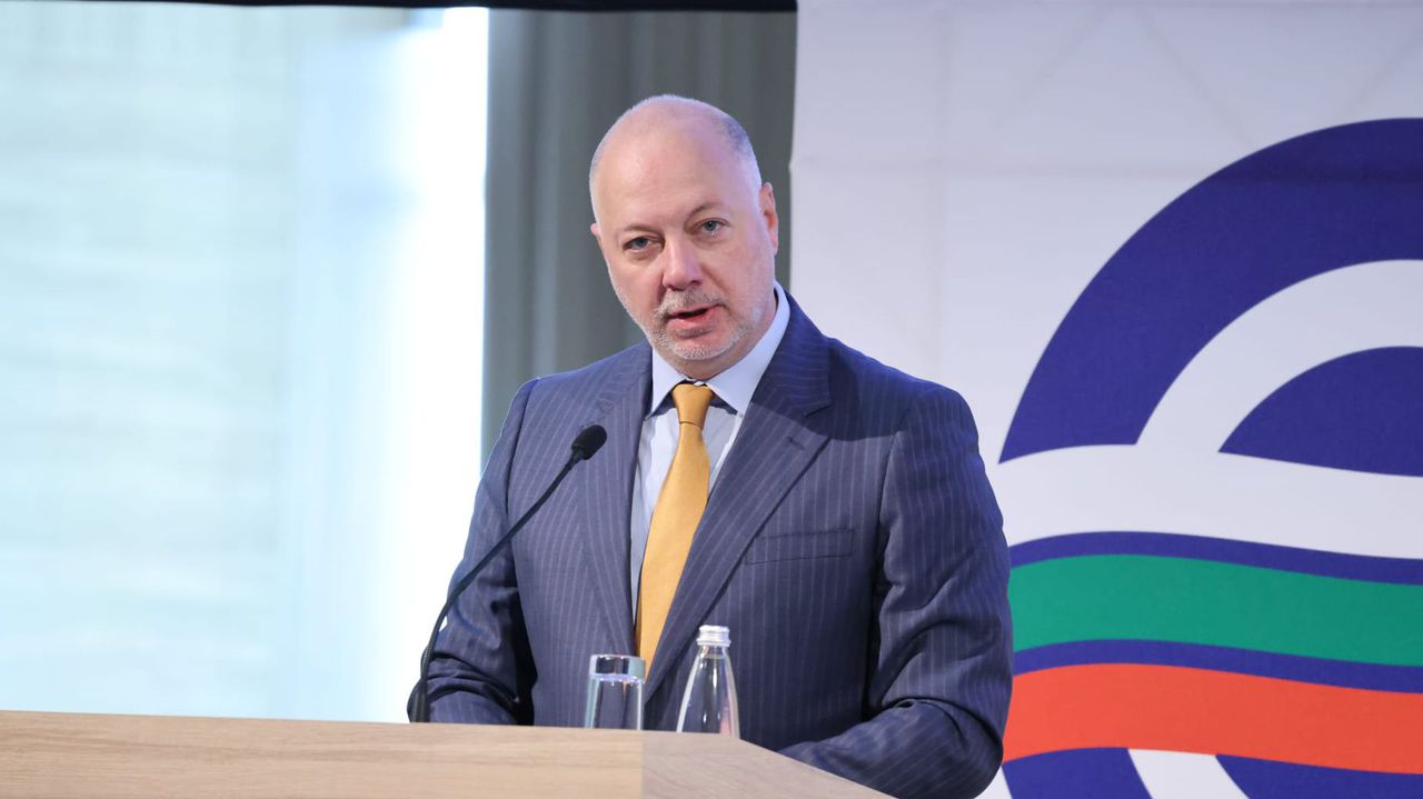 Желязков: Еврото е с повече предимства от която и да е друга бивша национална валута на страните членки