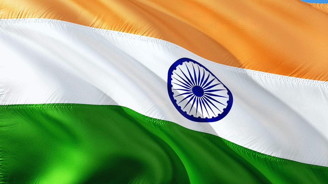 Най-малко 54 ранени при експлозия с неизвестен произход близо до училище в Джакарта