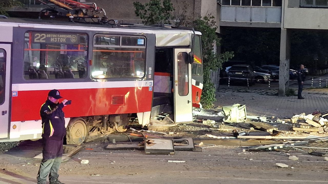 Васил Терзиев разпореди проверка в "Столичен електротранспорт" след инцидента с трамвая
