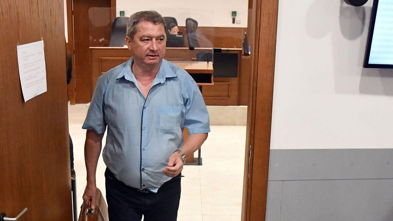 Емануил Йорданов за Паскал: Това, което ни поднасят, е подигравка с правосъдието