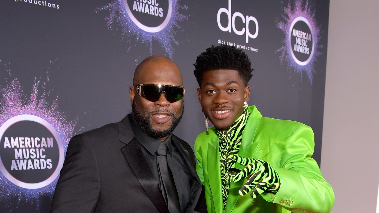 Бащата на Lil Nas X, Робърт Стафорд, защити сина си,