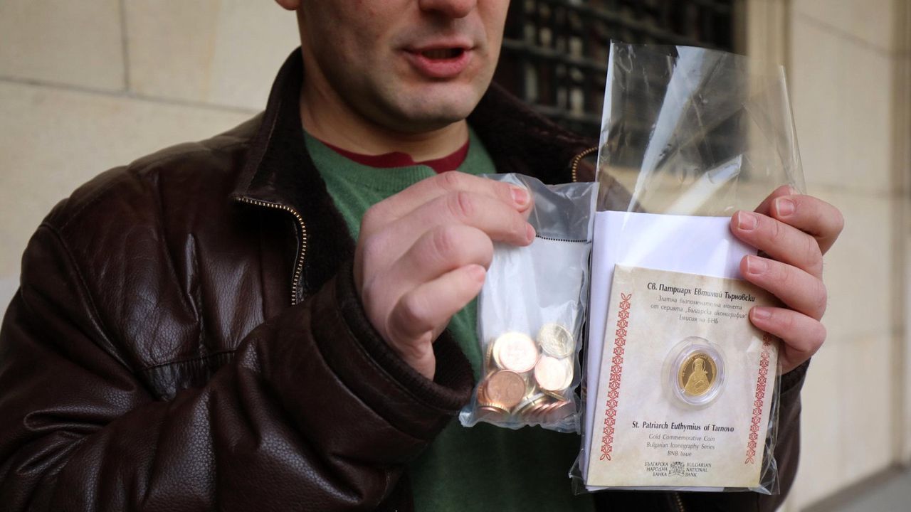 Във връзка с началото на продажбата на стартови комплекти с