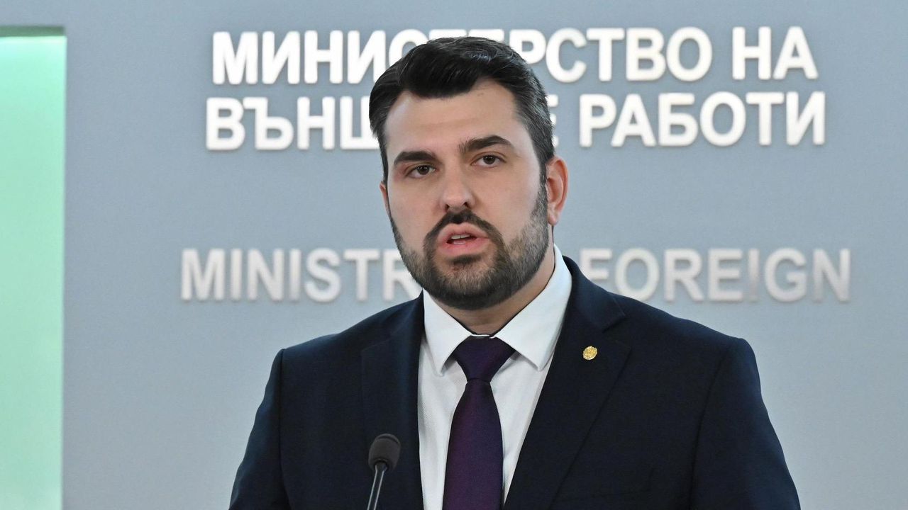 Министър Георг Георгиев: В МВнР  вече функционира 24-часова телефонна линия заради ситуацията в Близкия изток