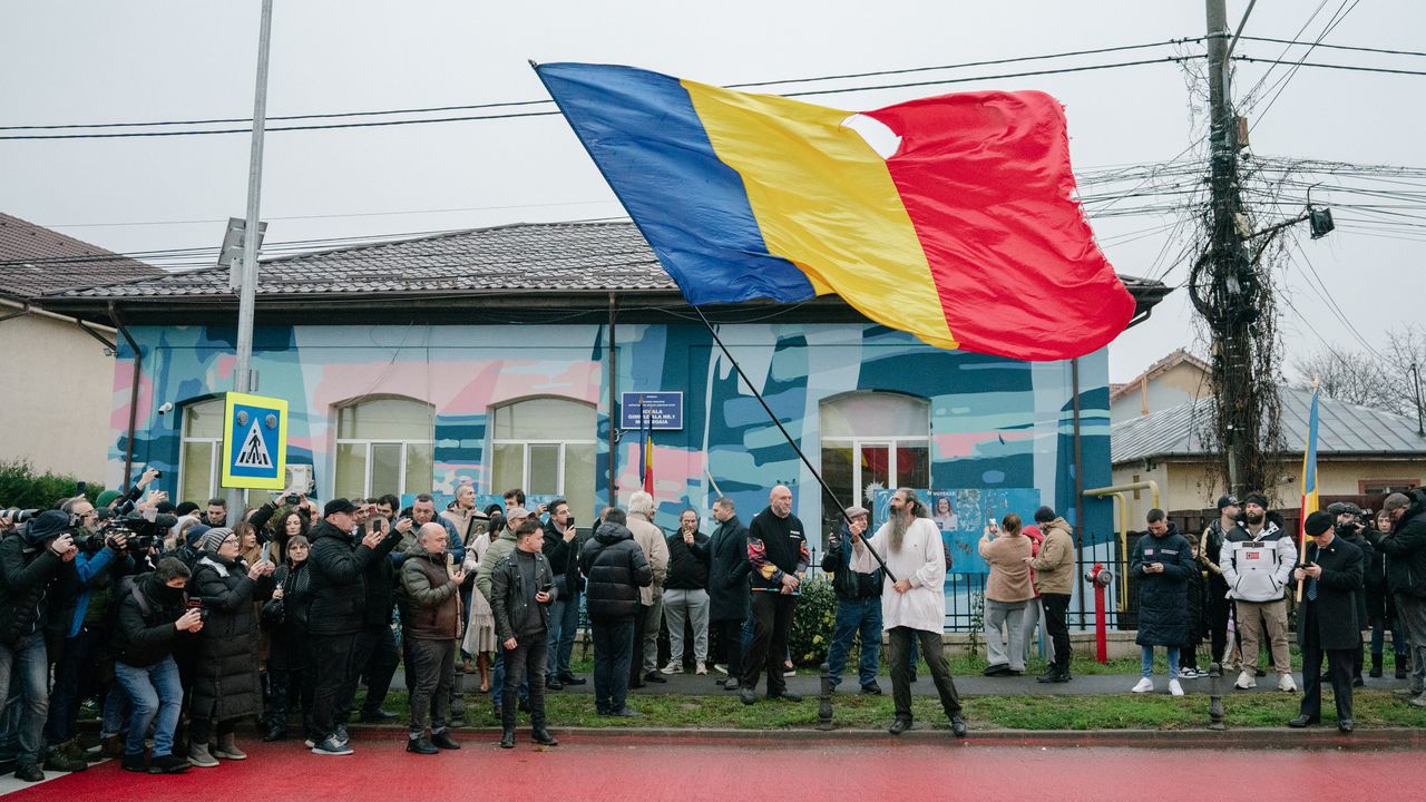 Над 223 хиляди румънци в чужбина са гласували за президент към 15 ч. румънско време