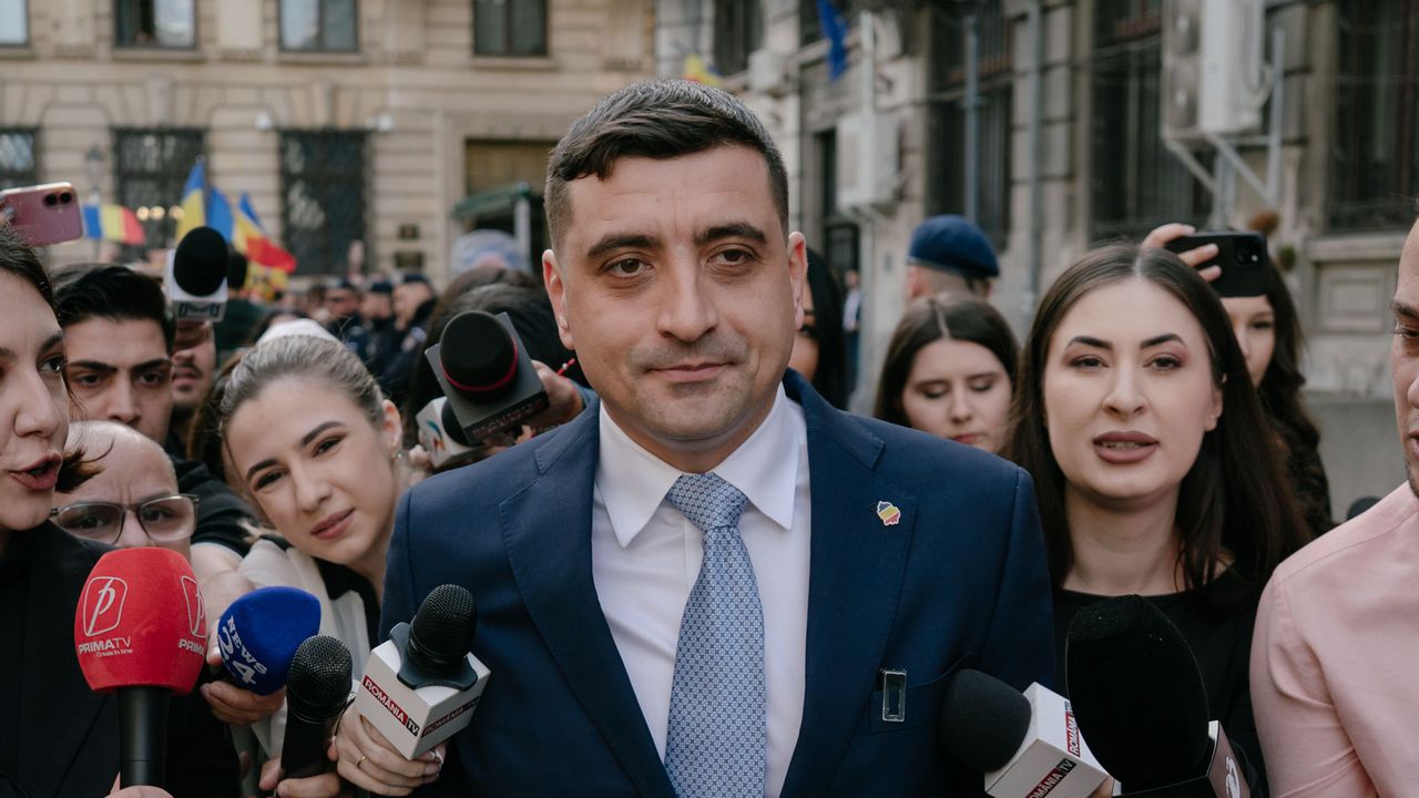 Конституционният съд на Румъния отхвърли искането на Симион за анулиране на изборите