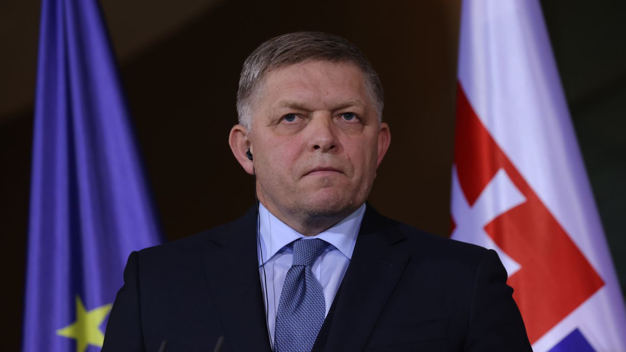 След Вучич и Фицо се разболя преди парада на 9 май в Москва