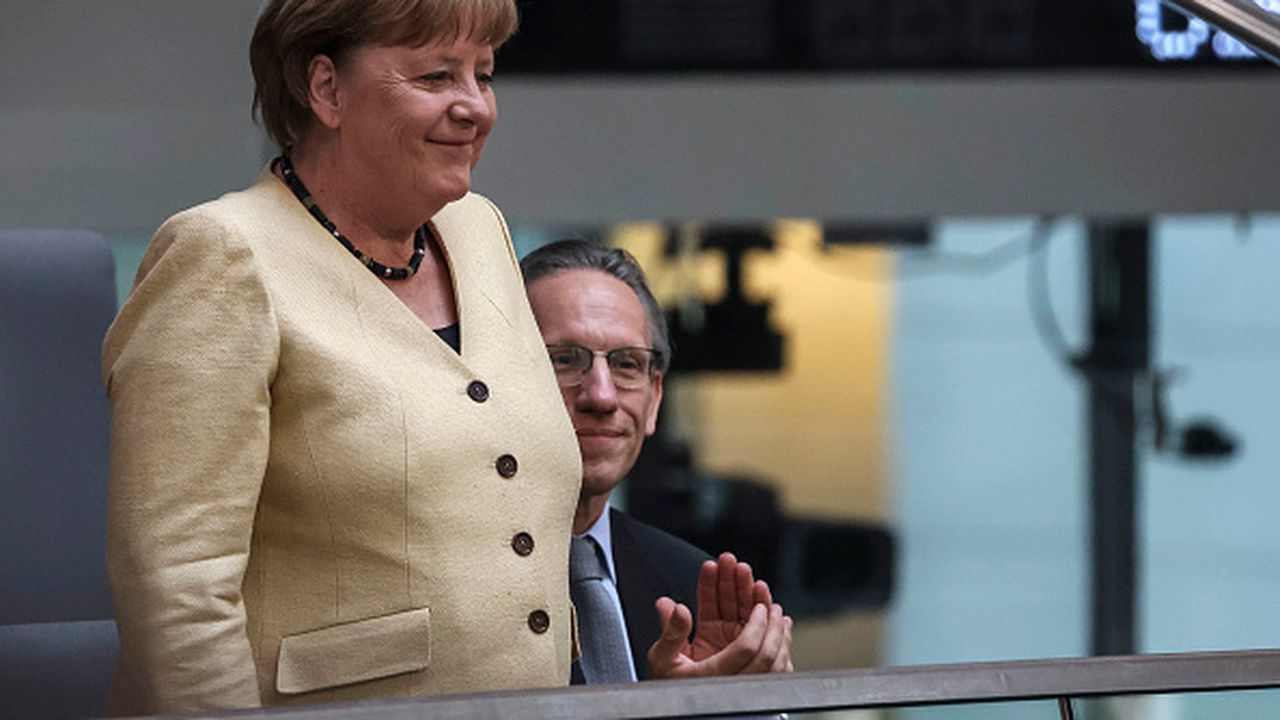 Меркел в Атина: Като дете се качвах на Пирин и гледах Гърция