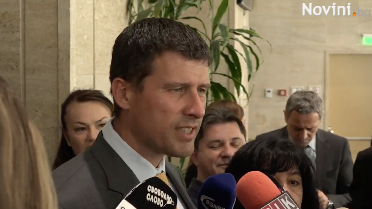 Дай боже вотът на недоверие днес да успее и нашият