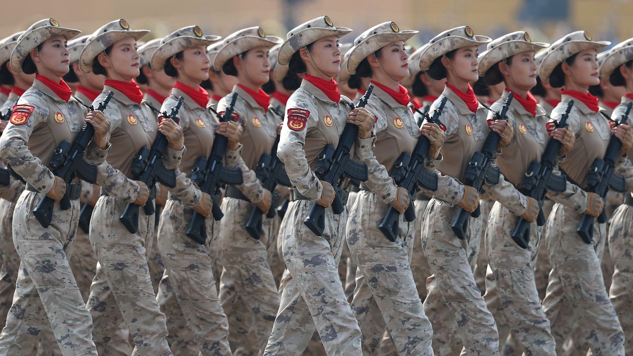 Лидерите на повече от 25 държави, предимно от Азия и