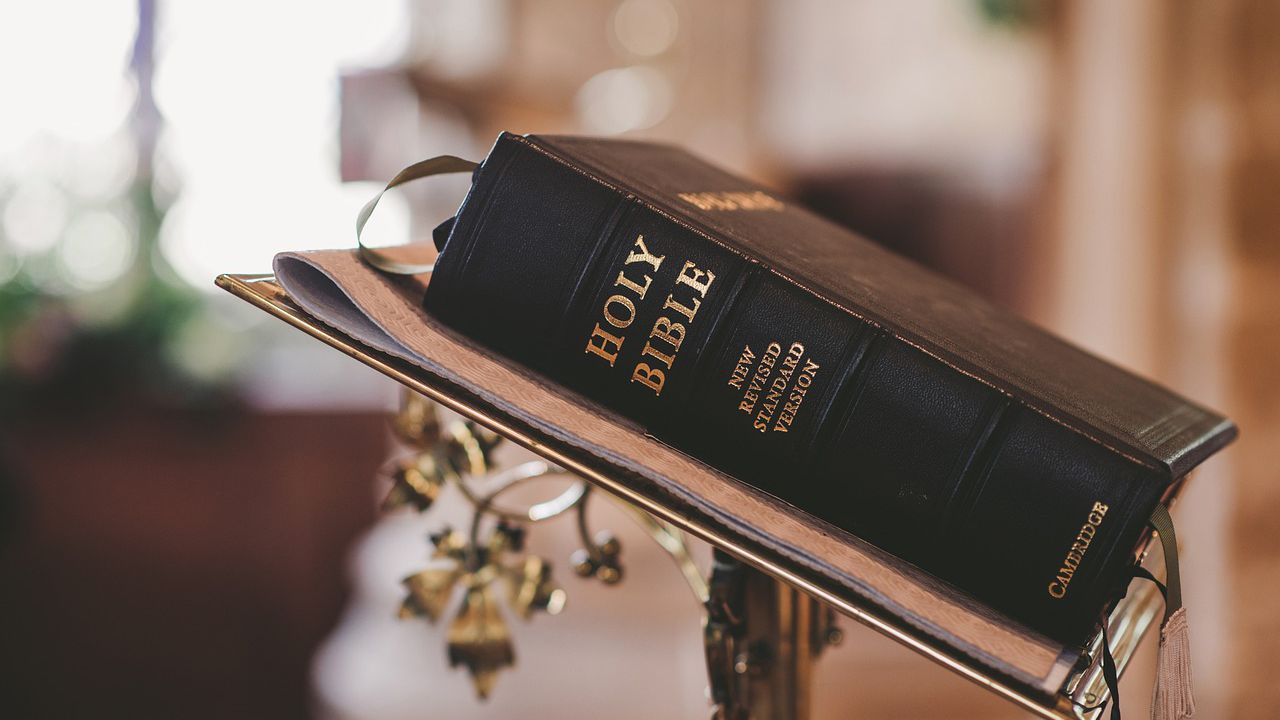 Руски свещеник беше осъден за противопоставяне на войната в Украйна