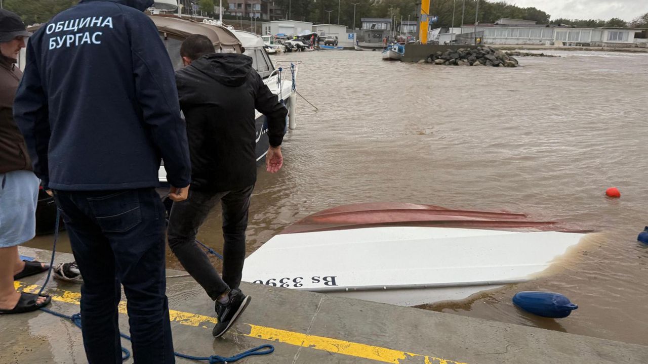 Община Царево откри дарителска кампания в подкрепа на пострадалите от наводнението