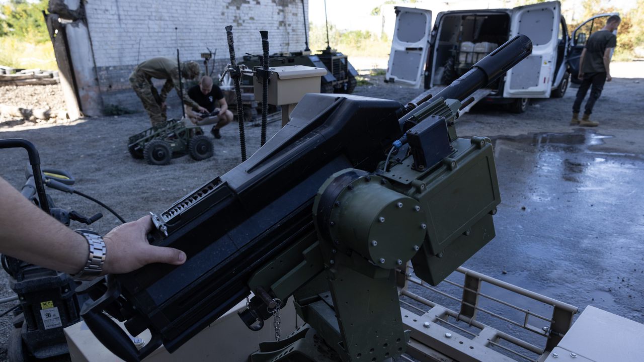 Швейцарската армия иска да се сдобие бързо със система за борба с дронове