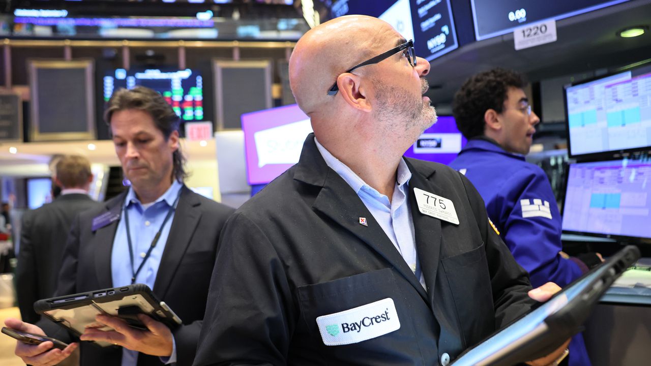 Основните индекси на Уолстрийт започнаха сесията възходящо