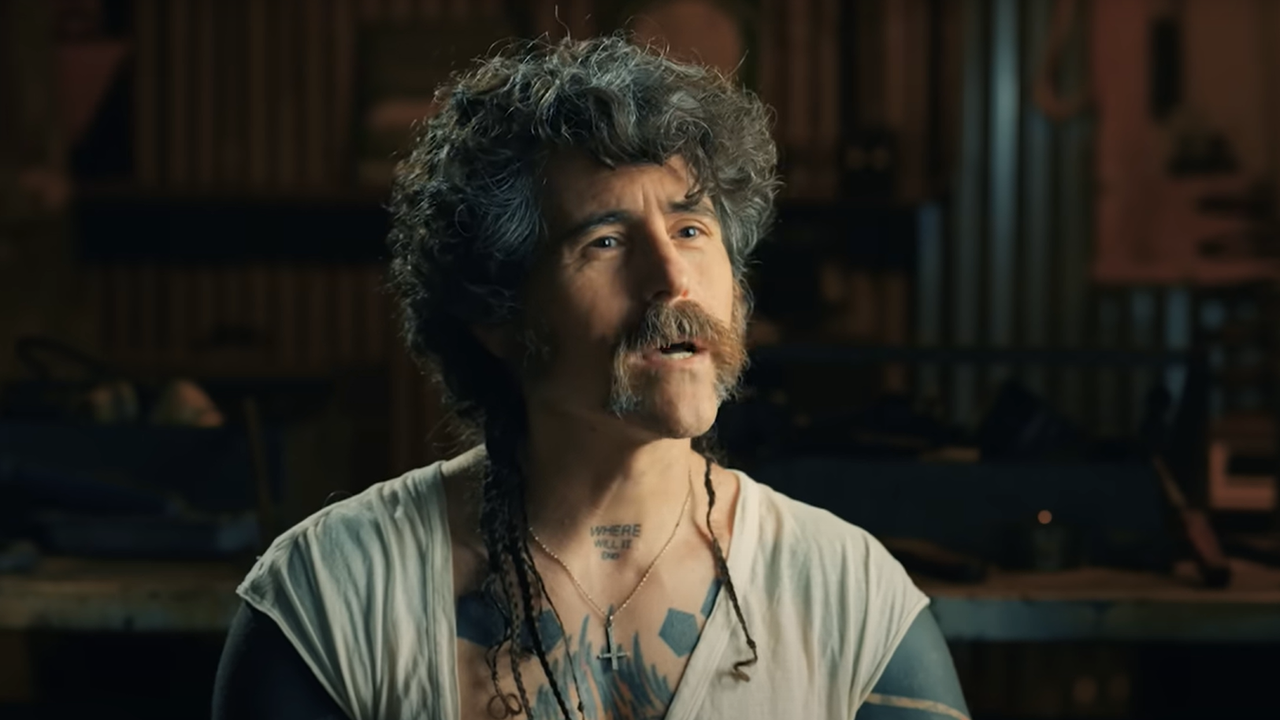 AFI се обрекоха на готиката: свещеният им съюз роди шедьовър, омагьосан от духа на 80-те