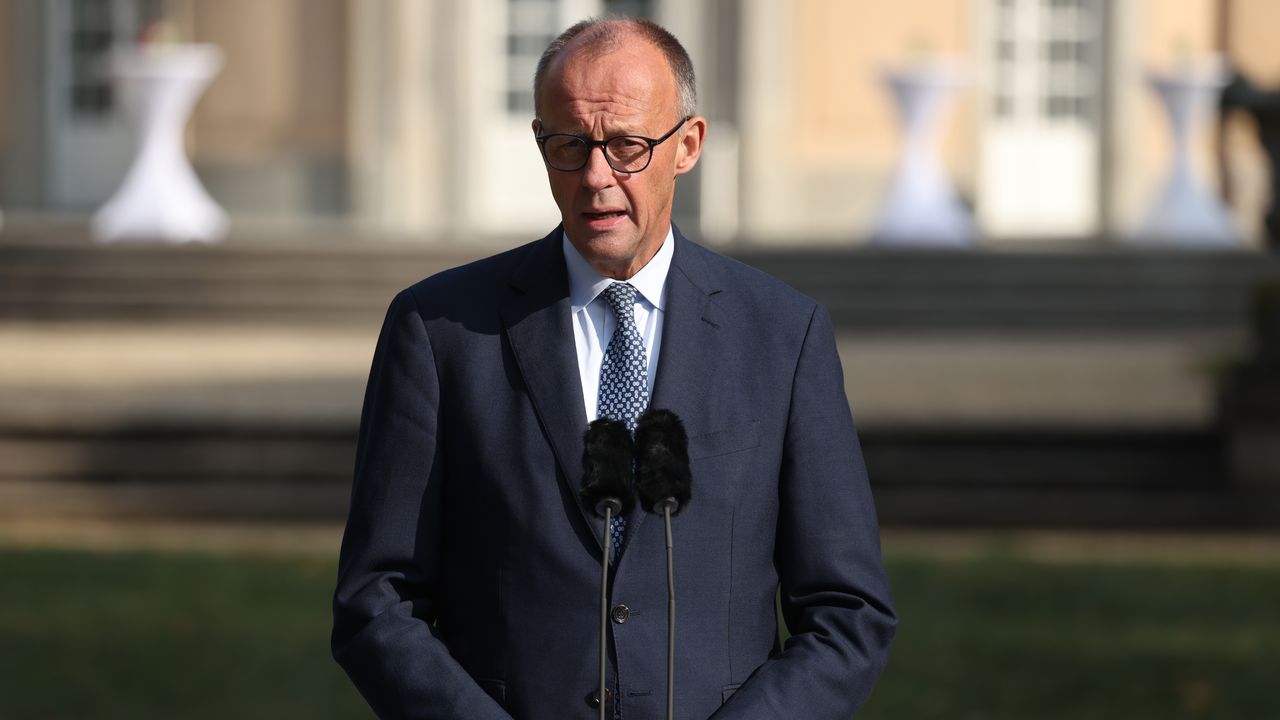 Мерц: Германия може да се изправи пред най-големите предизвикателства след Втората световна война