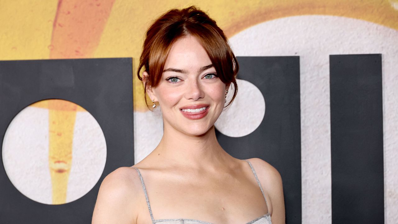 Ема Стоун отново показа защо е една от водещите модни икони днес