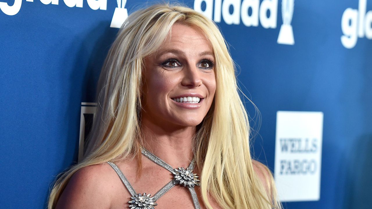 В тях бившият танцьор разказва за брака си с попзвездата