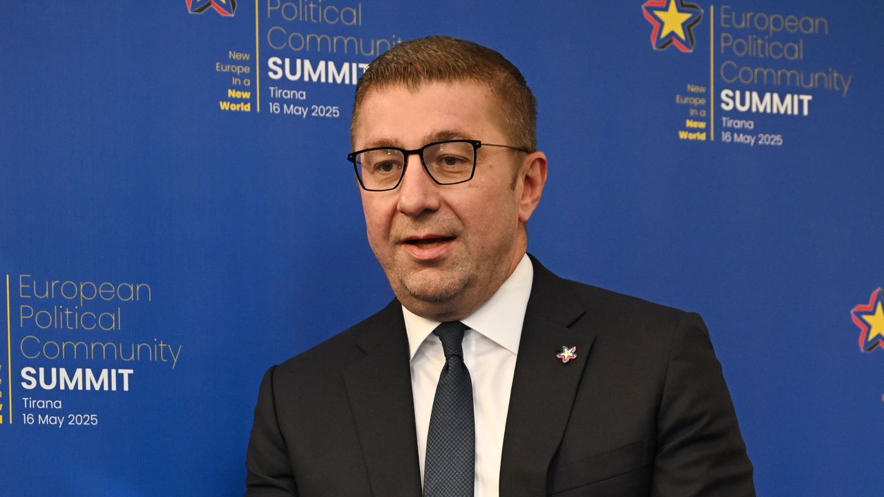 Мицкоски: Има жесток политически натиск от българска страна срещу приемането на доклада на ЕП за напредъка на Северна Македония