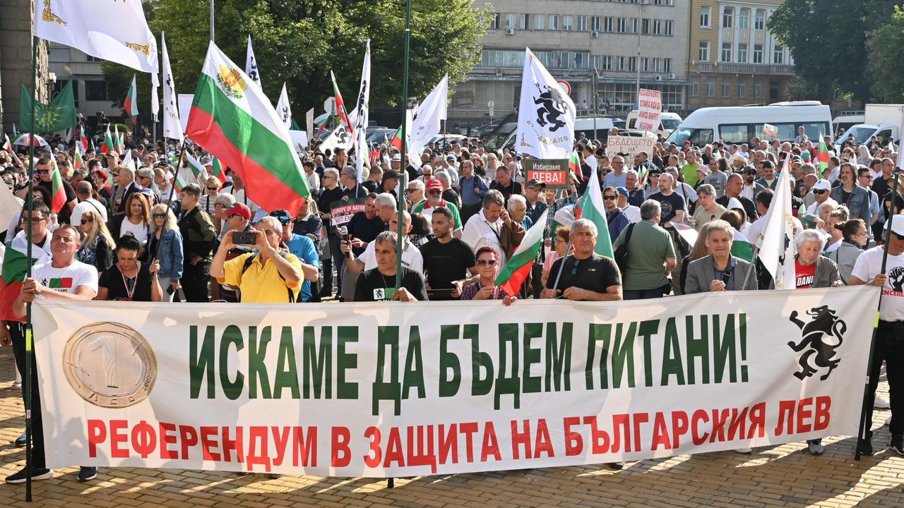 Кметът на район Средец Трайчо Трайков показа какво пише в