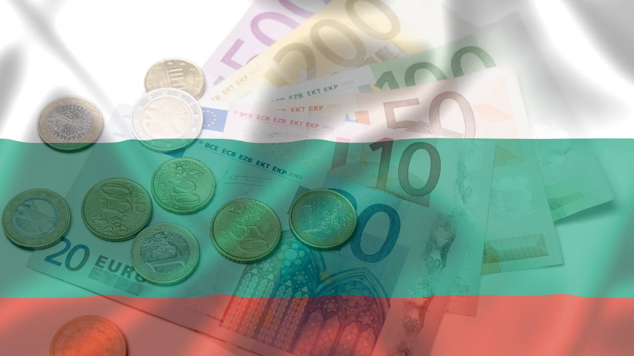 „Политико“: Най-бедната страна в ЕС се готви да влезе в еврозоната, звездата на блока - Полша, е по-далеч от всякога