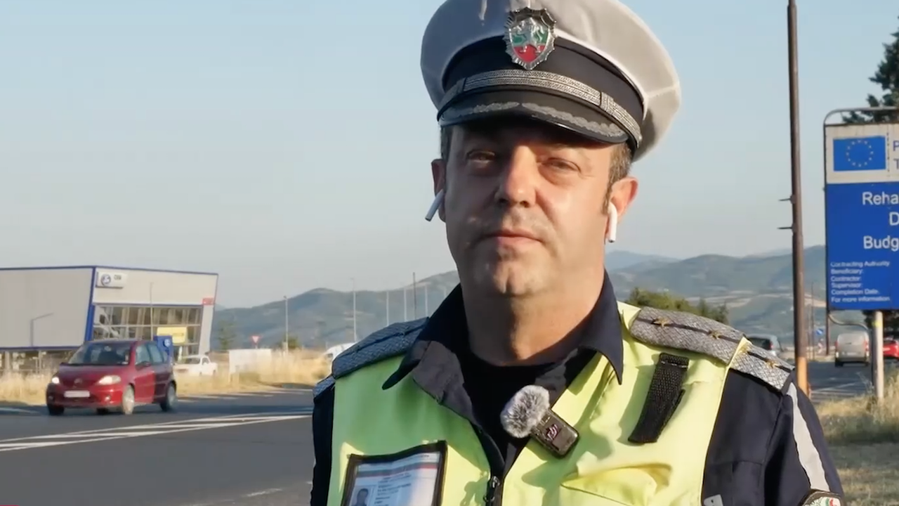 Цивилни патрули ще наблюдават за нарушения по пътя към Гърция