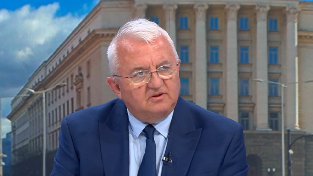 Проф. Румен Драганов: Нормално е цената на шопската салата да се промени след влизането ни в еврозоната