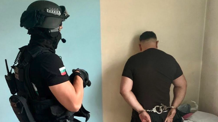 Арестуваните вчера в Разлог били част от ОПГ, занимавала се с изнудване