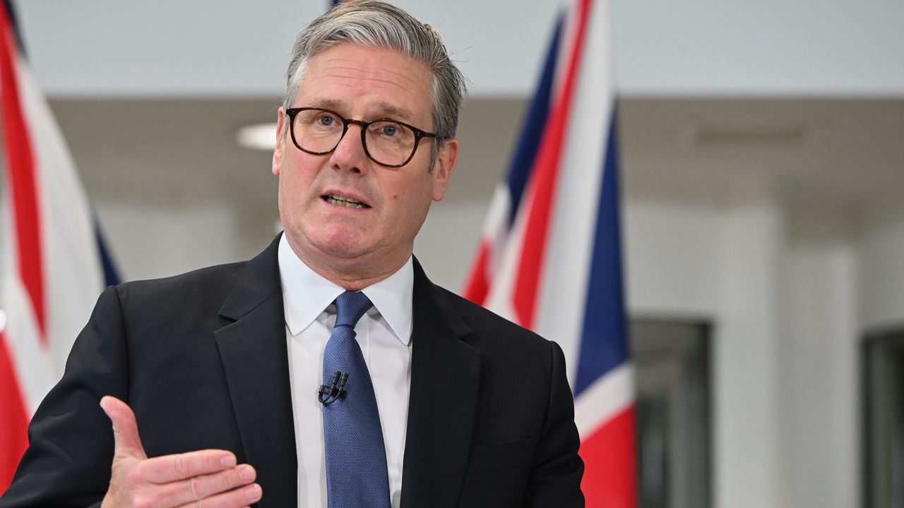 Киър Стармър: Членове на „Коалицията на желаещите“ са готови да доставят на Украйна ракети с голям обсег