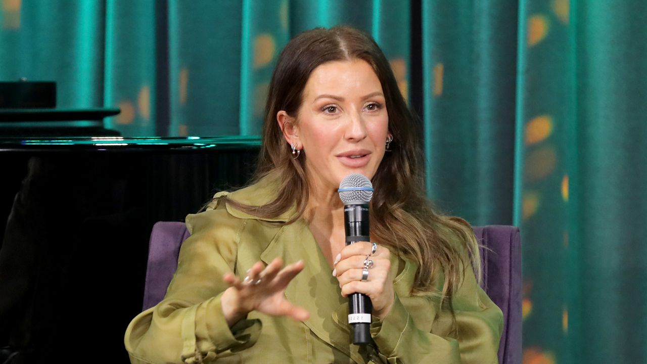 Ели Голдинг към протестиращите срещу мигрантите: Карате ме да се срамувам, че съм британка