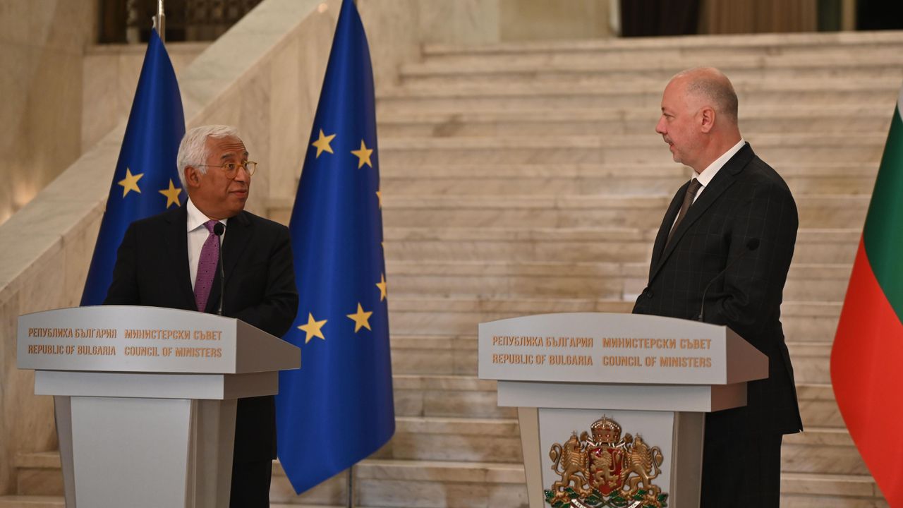 Европа стои плътно до Украйна, трябва да възпираме хибридните заплахи, каза председателят на Европейския съвет Антонио Коща