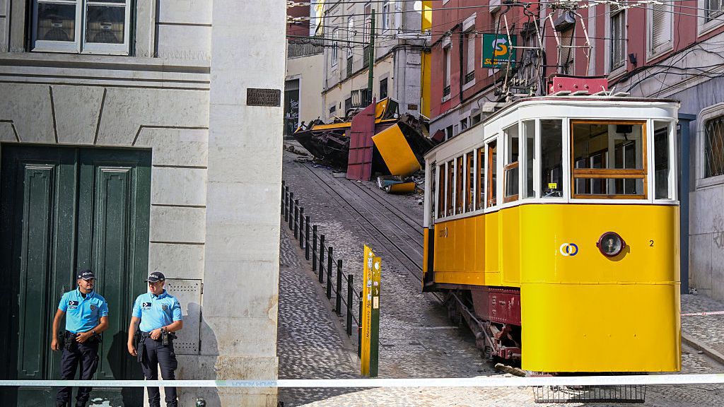 Властите в Лисабон спряха още три фуникуляра за проверка на безопасността им
