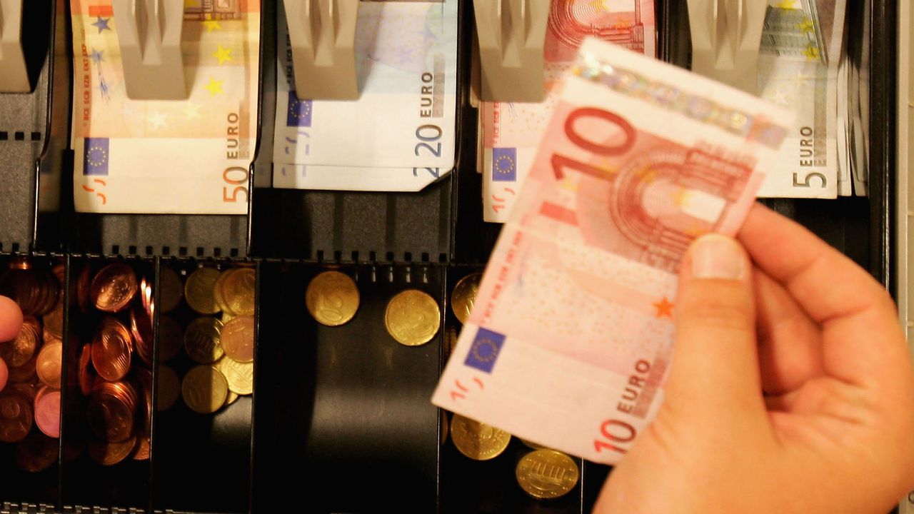 ЕЦБ: Подкрепата за еврото нараства след приемането му, въпреки смесените нагласи преди това