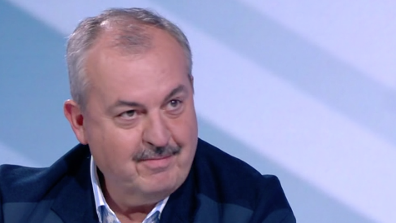 Любчо Нешков: По време на предизборната си кампания Мицкоски променяше устройството на България