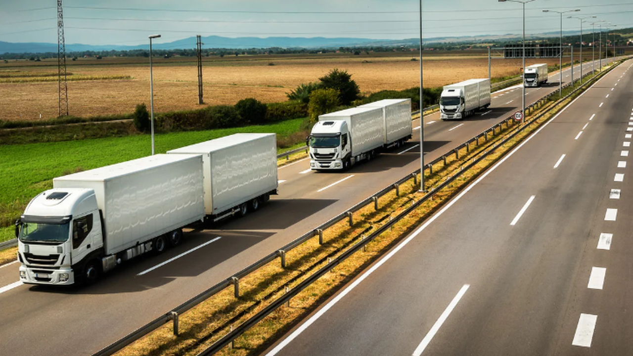 Близо 1 денонощие хиляди камиони от над 10 европейски държави бяха