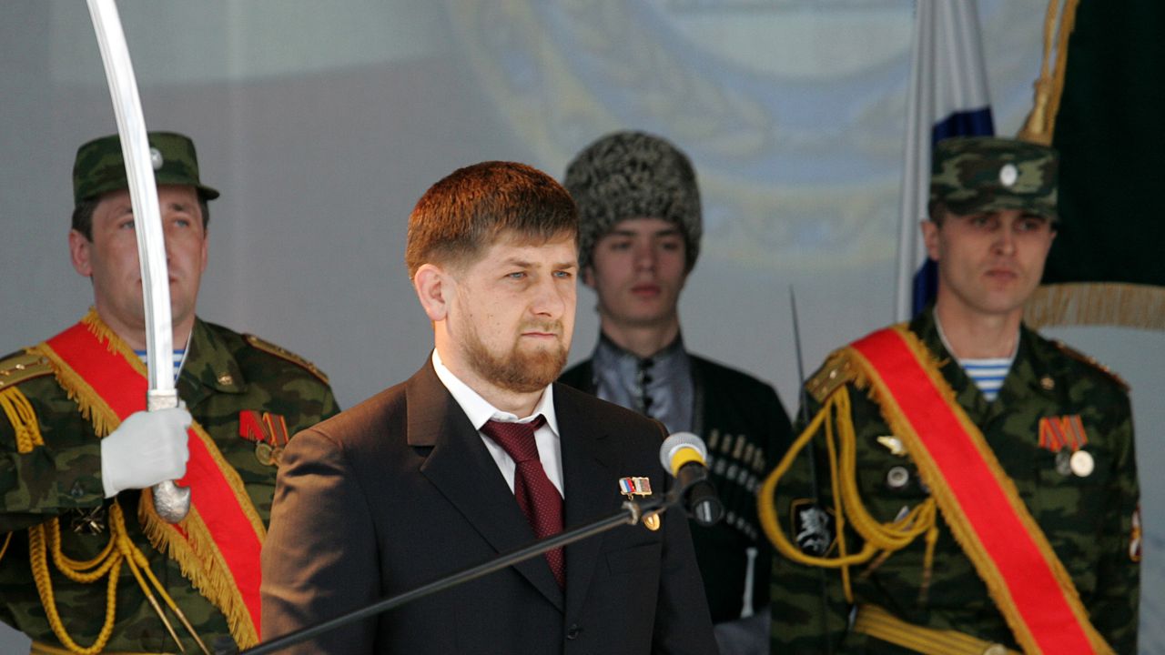 Заради влошеното здраве на Рамзан Кадиров спешно се търси негов наследник