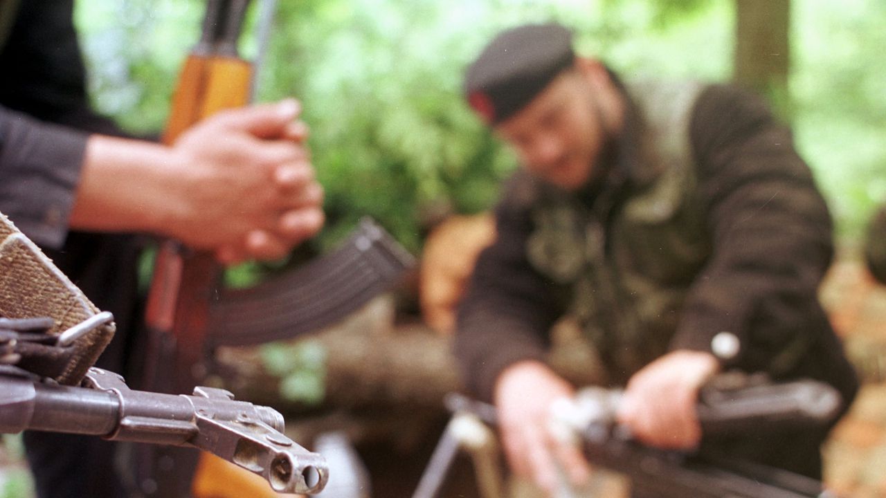 Хърватия въвежда задължително военно обучение