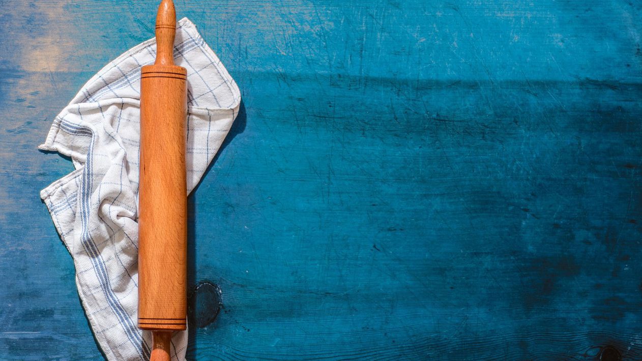 Мъж преби с точилка жена си и тъщата си