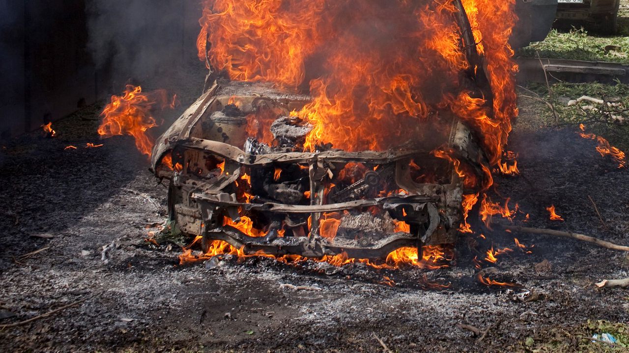 Автомобил се взриви днес в Киевски район в украинския град